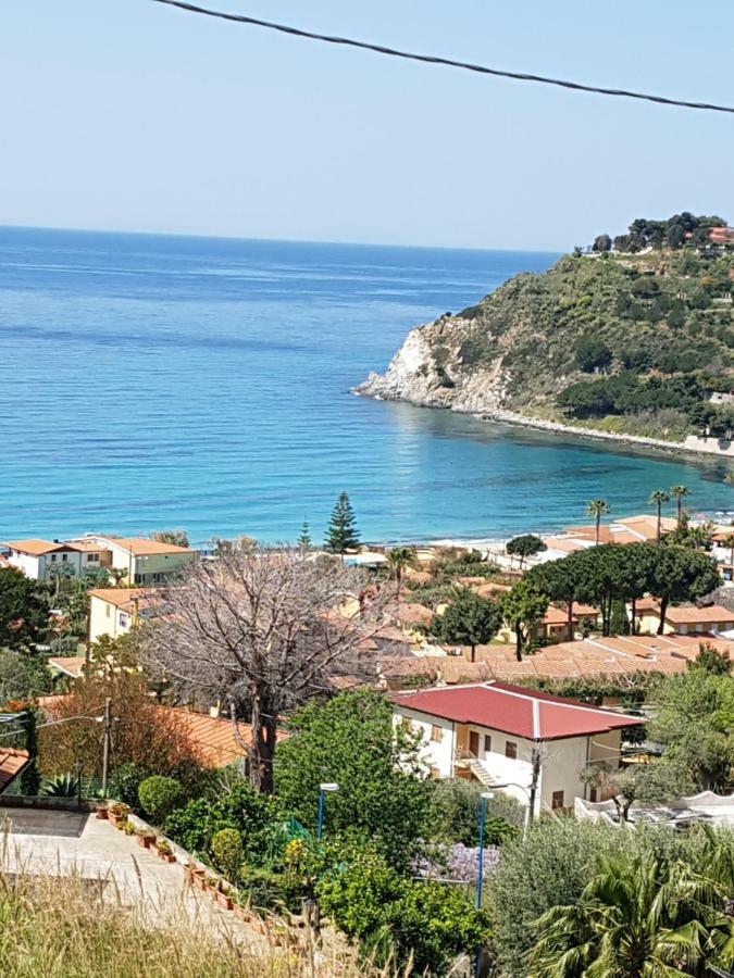 B&B Villa Sofa Capo Vaticano Buitenkant foto