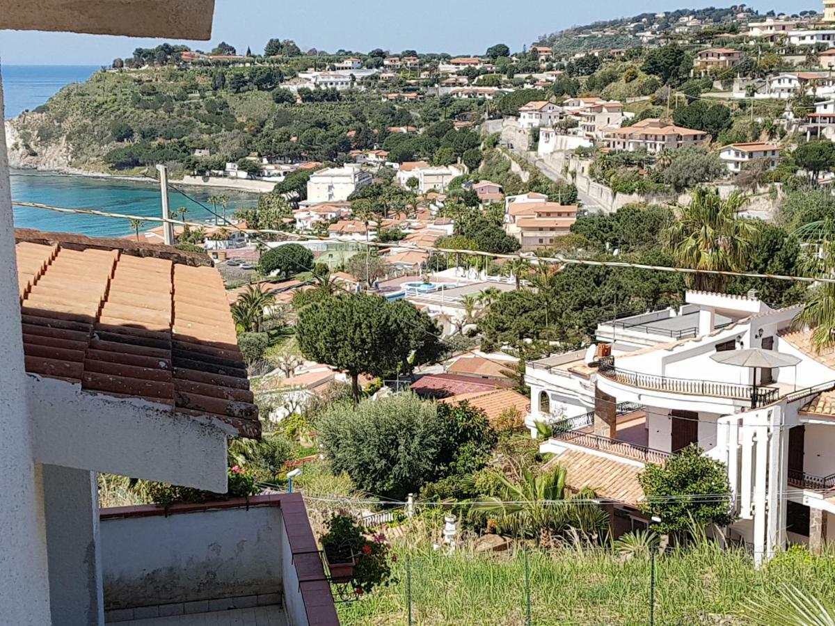 B&B Villa Sofa Capo Vaticano Buitenkant foto